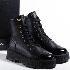 💯 Authentic CHANEL Combat Leather Boots Size 6